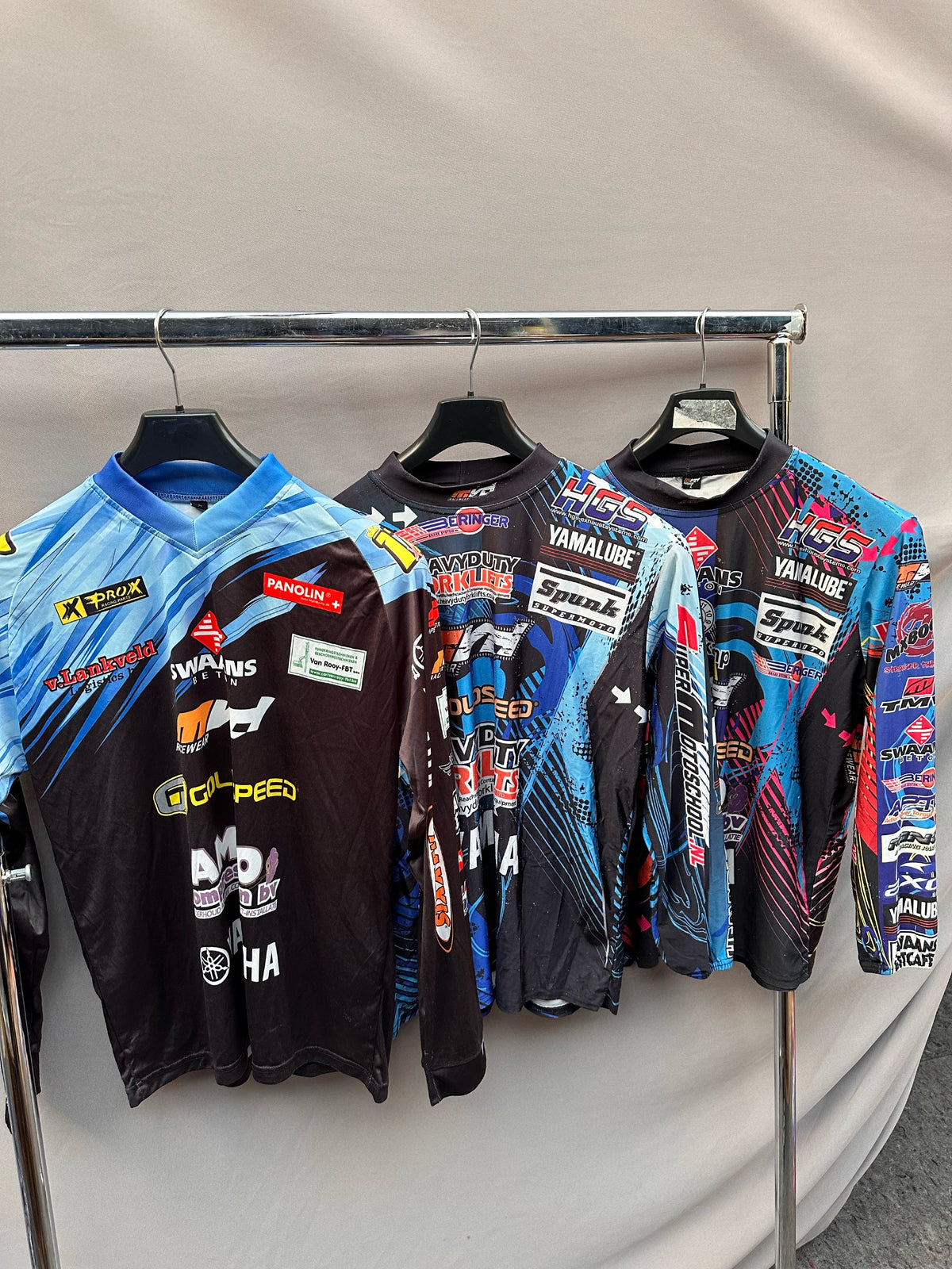 MVD Jerseys - Rev Up Your Style with Pre-Loved Racing Vibes! [L]