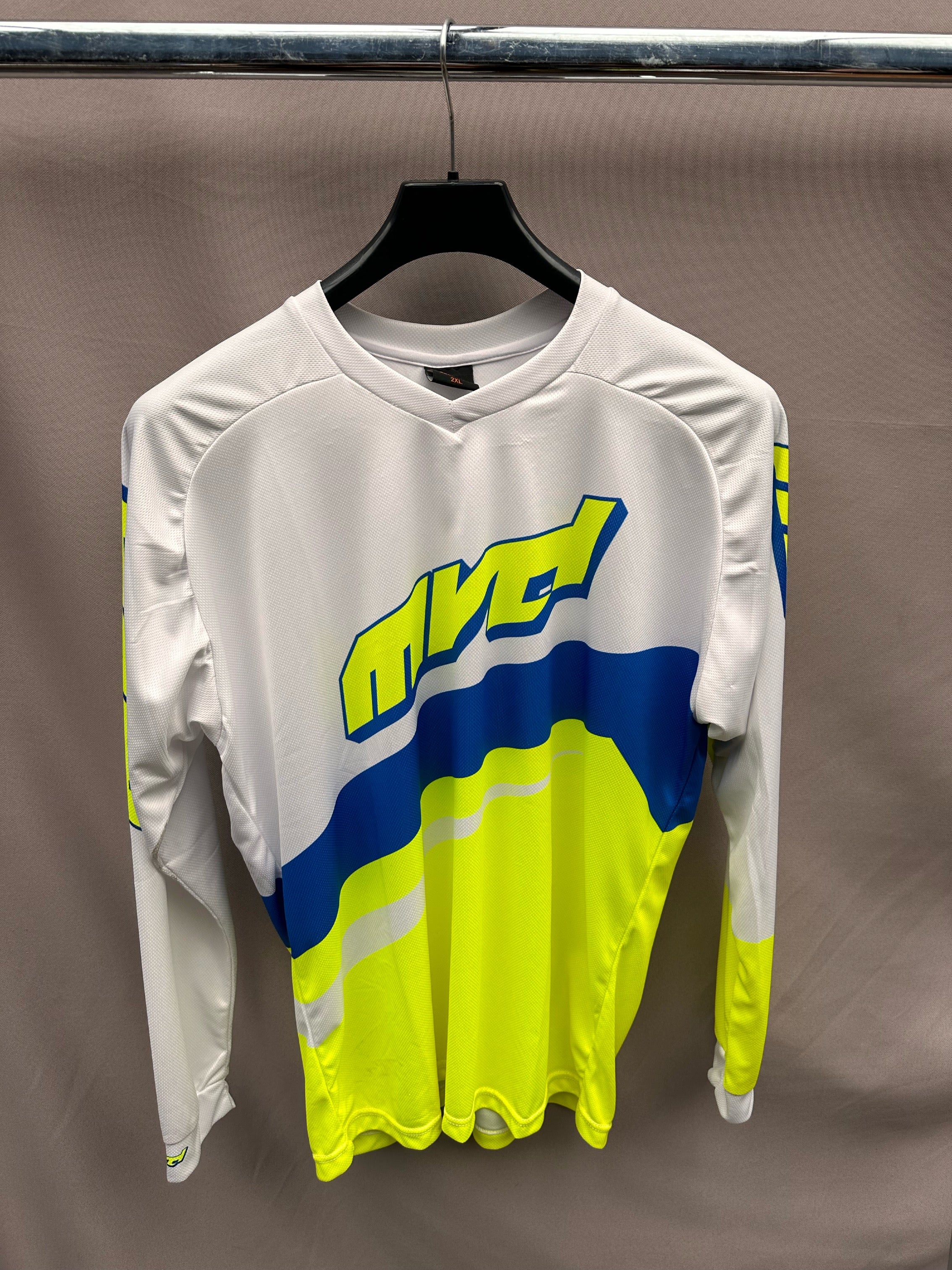 MVD Tri-Color Racing Jersey [2XL]