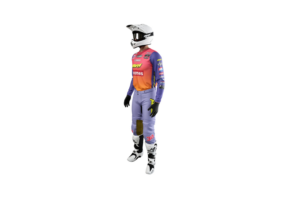 THIS ISN'T JUST GEAR. IT'S YOUR ADVANTAGE.